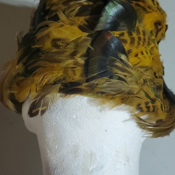 Vintage Union Made Feather Hat - Picture 3 of 7